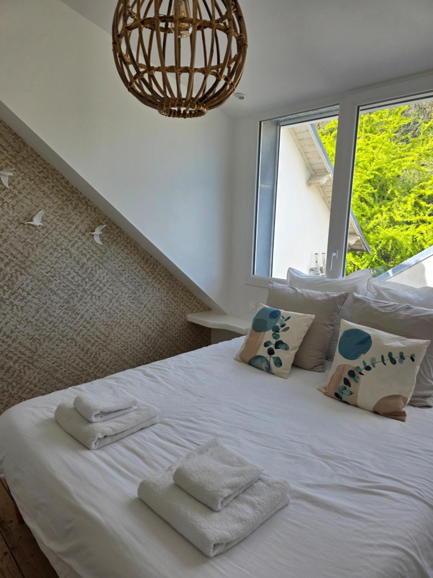 Anatoline Audierne Appart'Hotel Vue Mer - Sea & Harbor Stay Bilik gambar